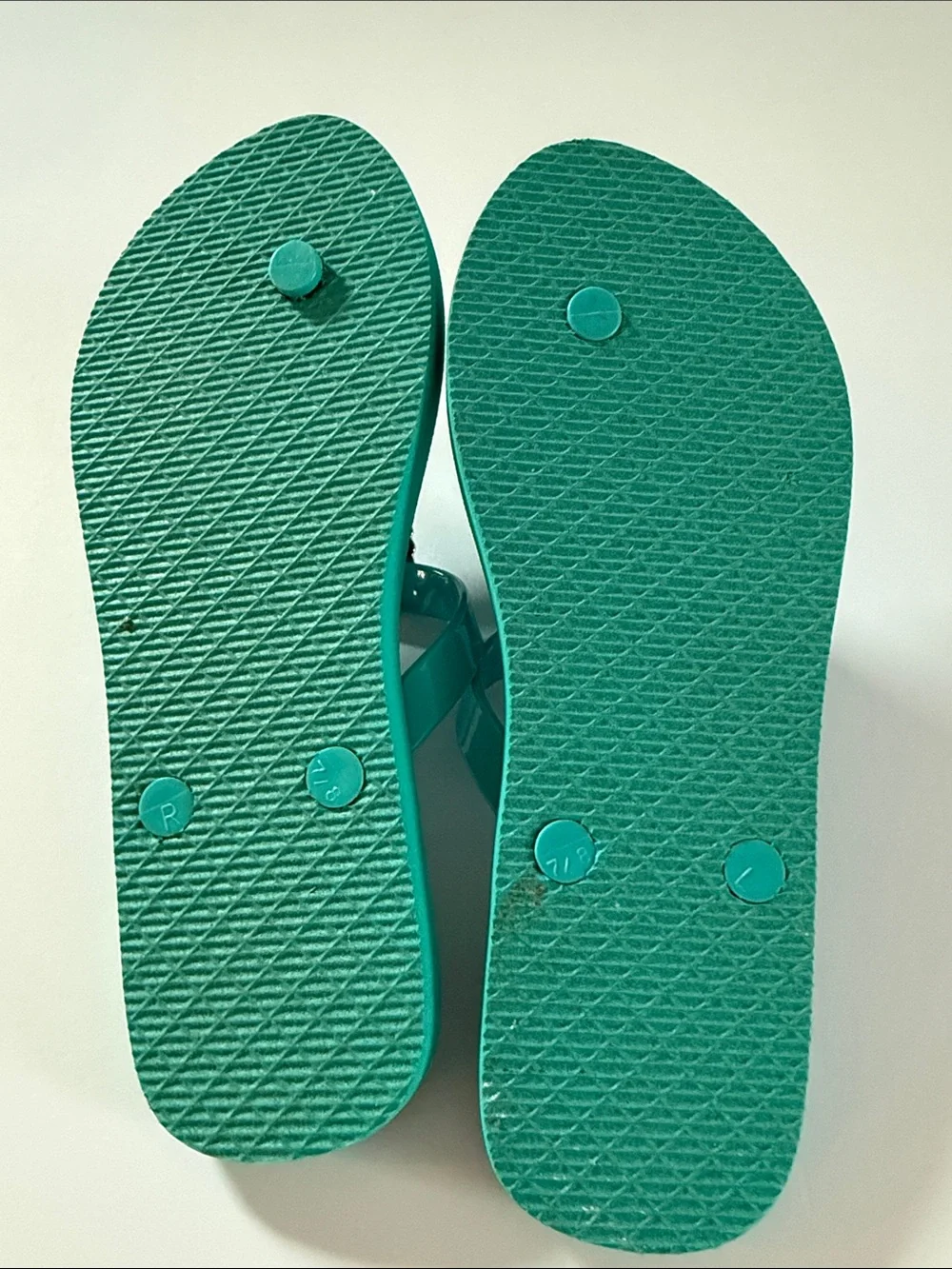 Turquoise Women's Fish Accent Jelly Flip Flops - Picture 2 of 3